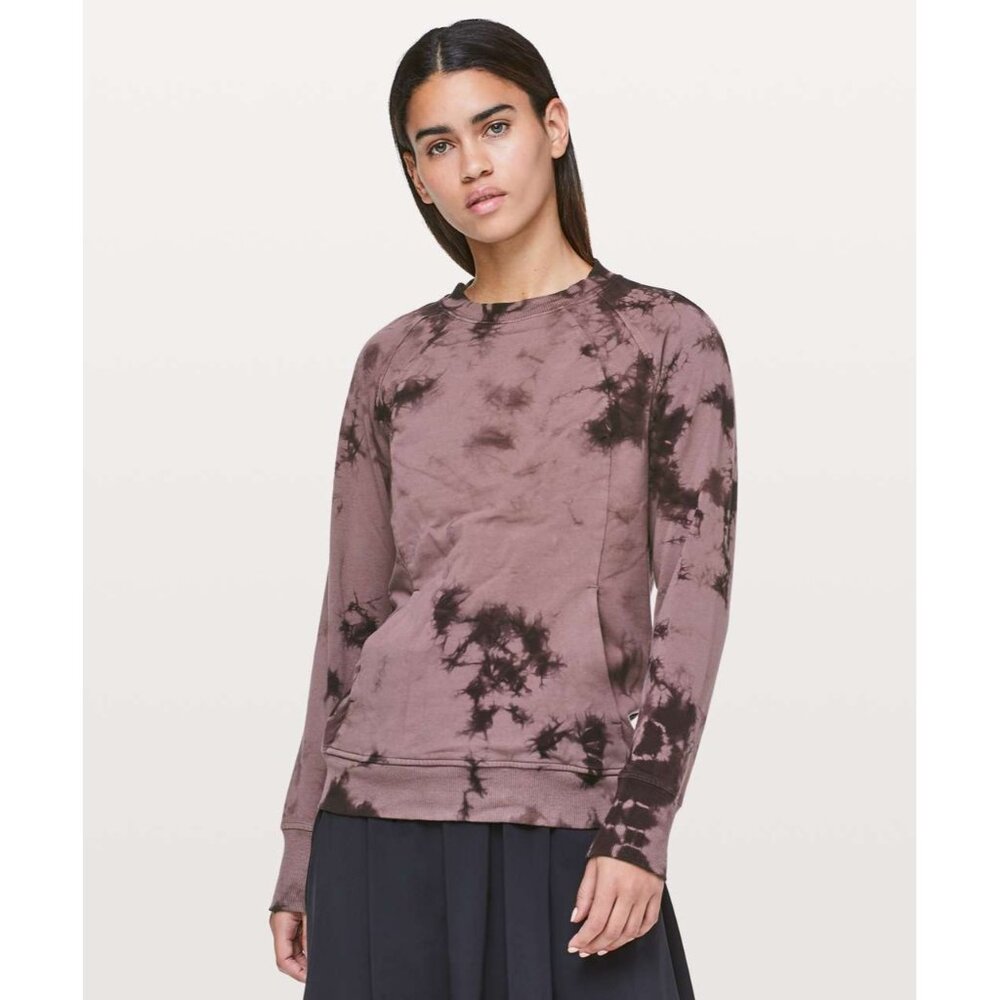 Lululemon Scuba Crew in Shibori Antique Bark Black Satin Size 6